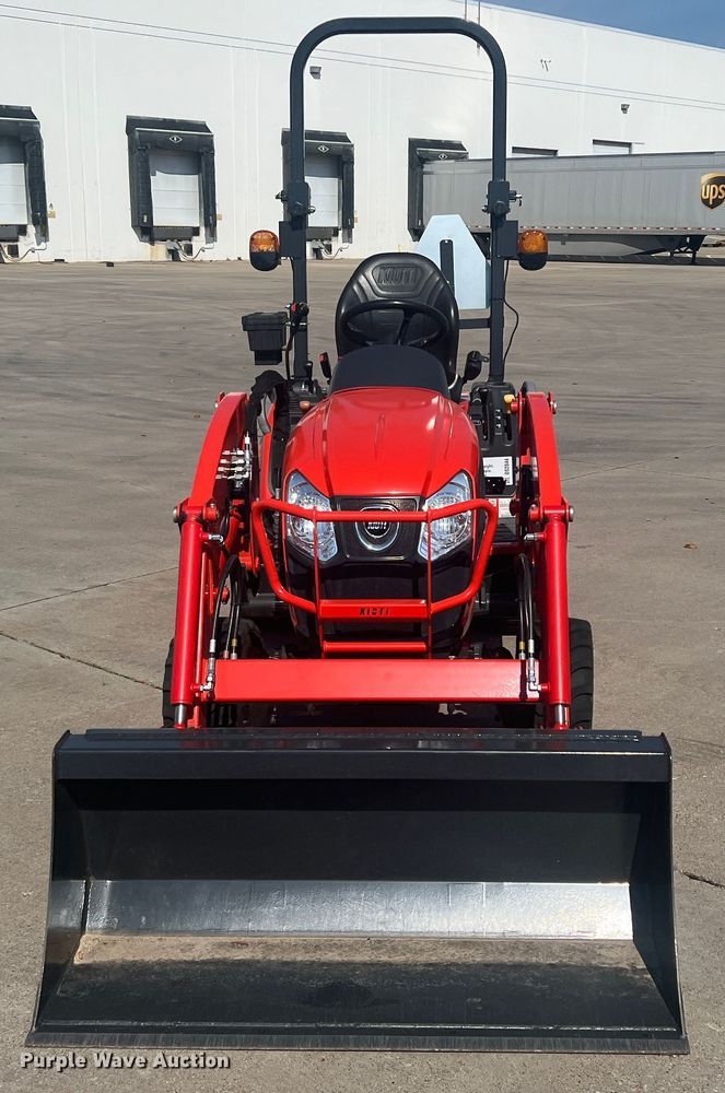 image for item DS2844 Kioti CS2220H  MFWD tractor