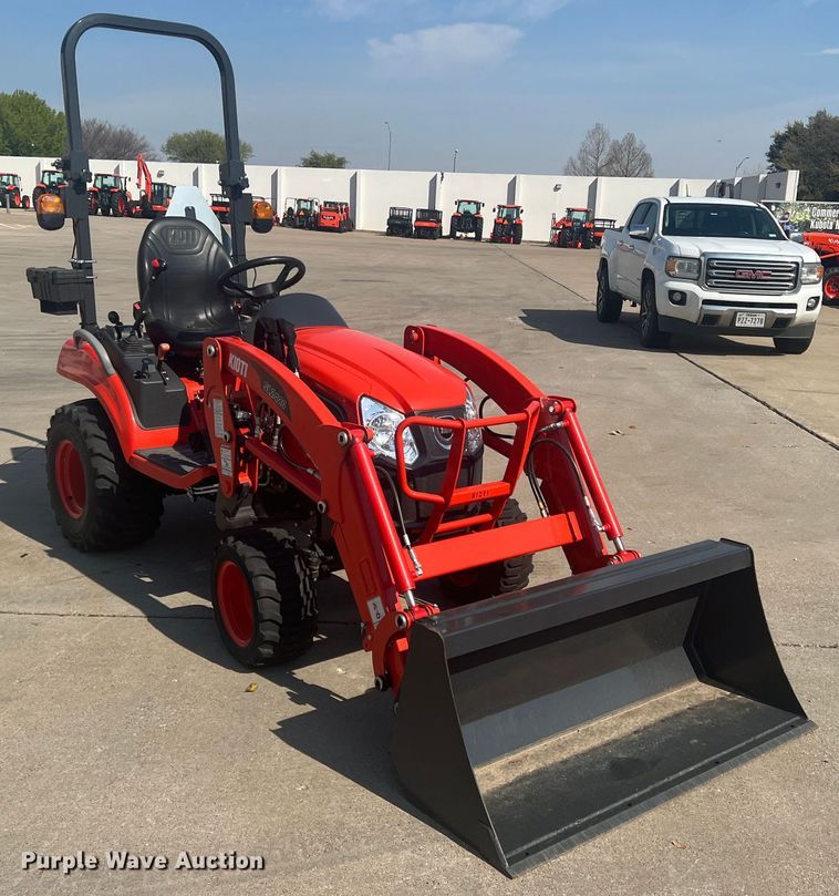 image for item DS2844 Kioti CS2220H  MFWD tractor