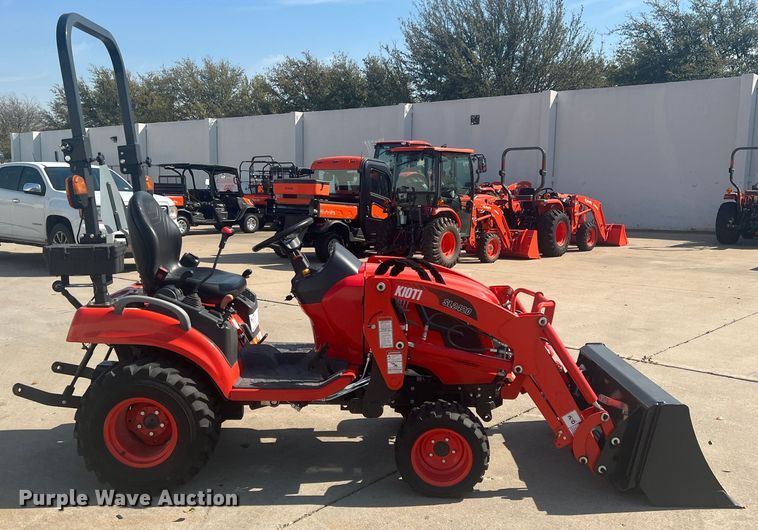 image for item DS2844 Kioti CS2220H  MFWD tractor