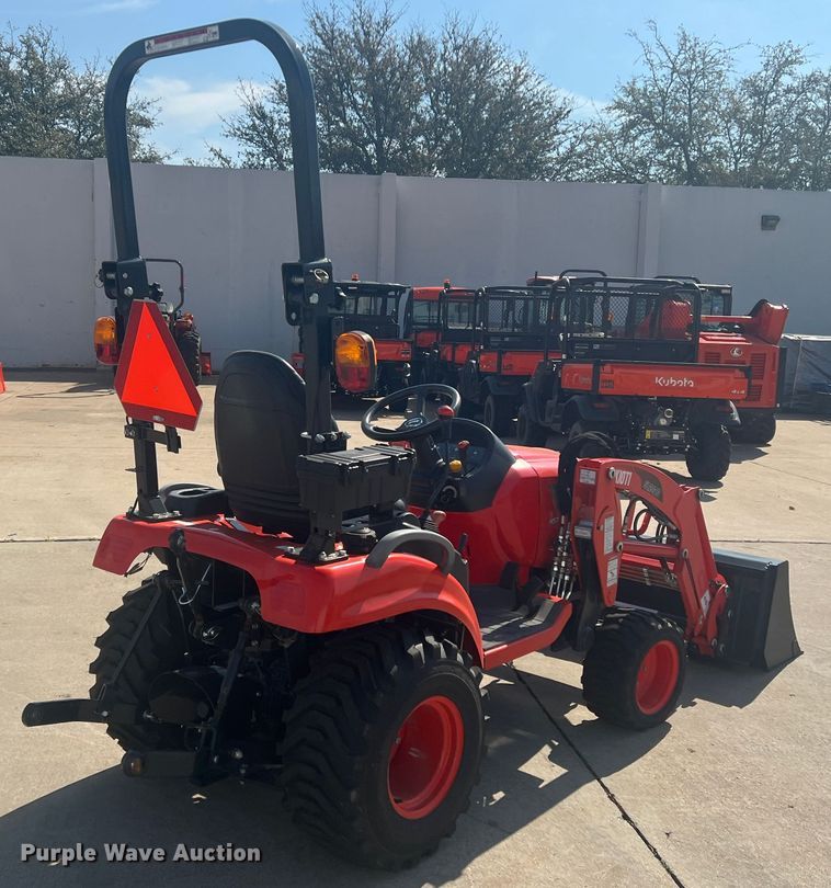 image for item DS2844 Kioti CS2220H  MFWD tractor