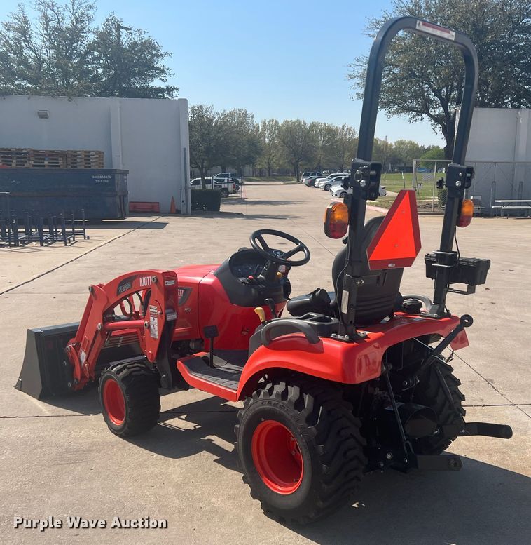 image for item DS2844 Kioti CS2220H  MFWD tractor