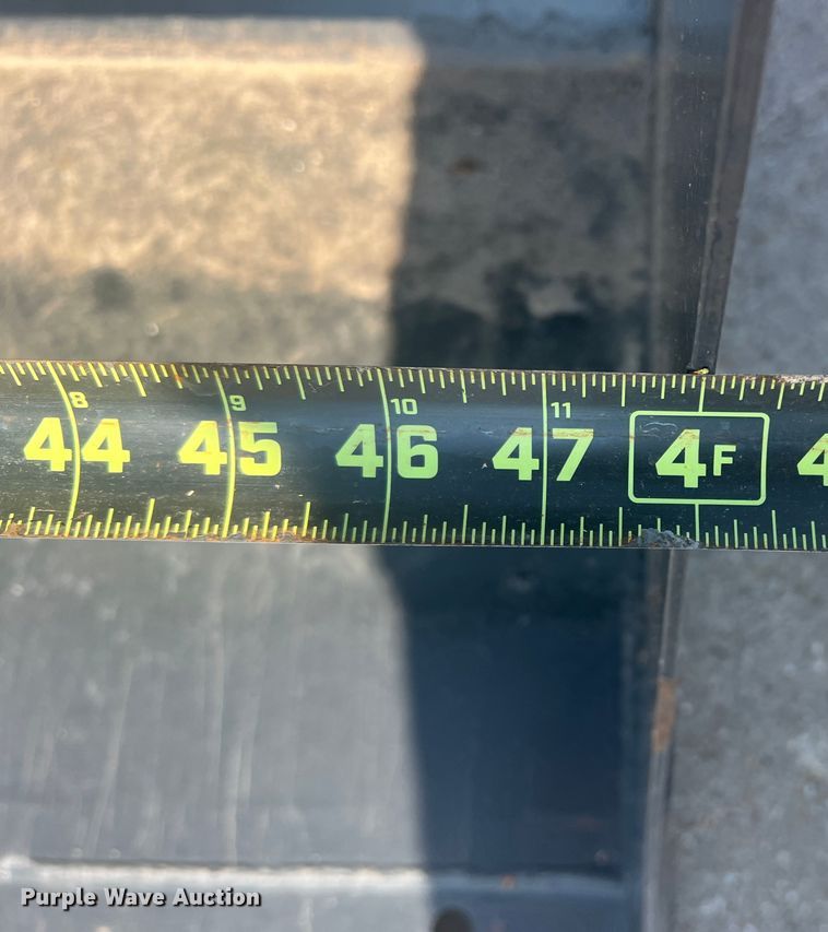 image for item DS2844 Kioti CS2220H  MFWD tractor