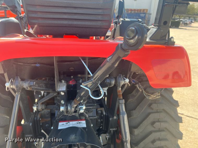 image for item DS2844 Kioti CS2220H  MFWD tractor