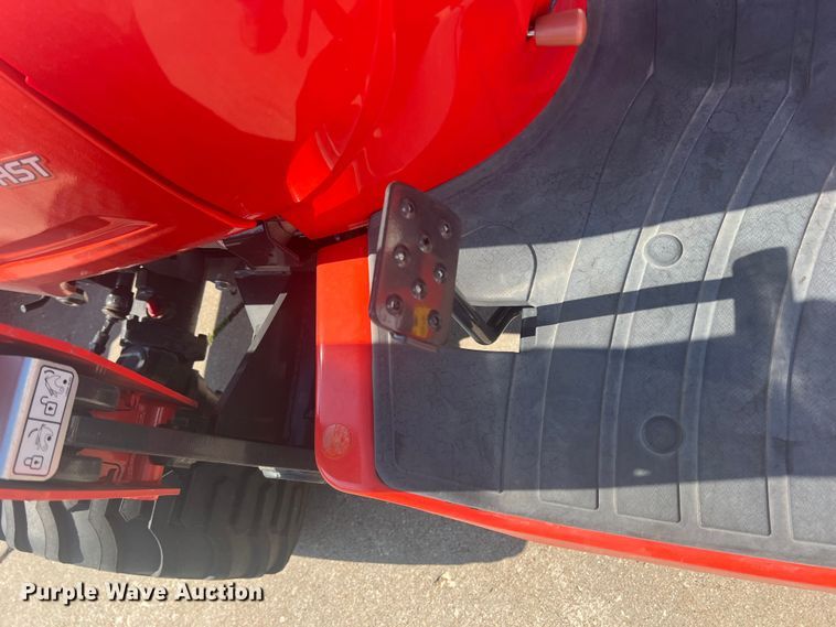 image for item DS2844 Kioti CS2220H  MFWD tractor