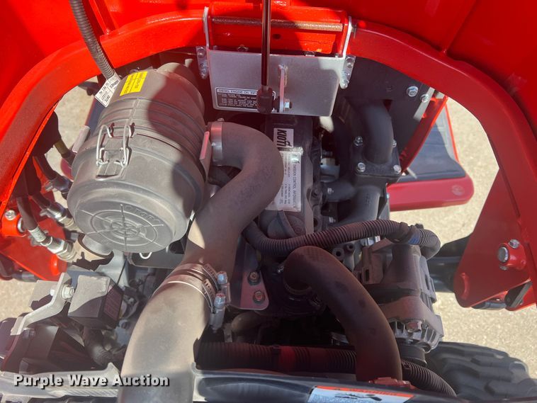 image for item DS2844 Kioti CS2220H  MFWD tractor