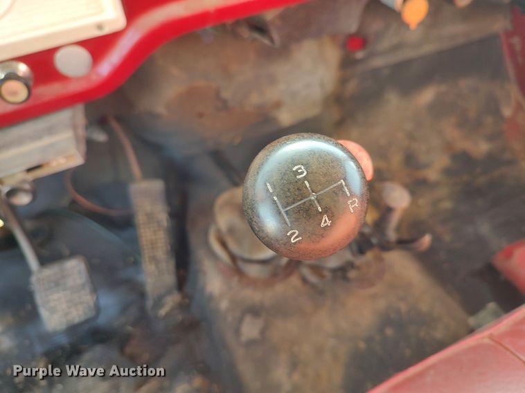 image for item GP9604 1970 Ford F600  grain truck