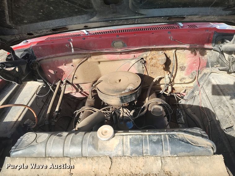 image for item GP9604 1970 Ford F600  grain truck