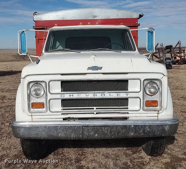 image for item GP9605 1970 Chevrolet C60  grain truck