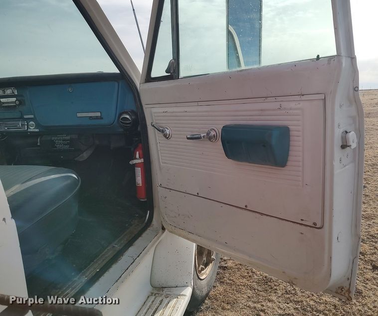 image for item GP9605 1970 Chevrolet C60  grain truck