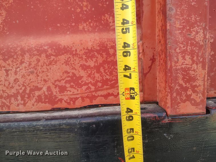 image for item GP9607 1995 International 9400  grain truck