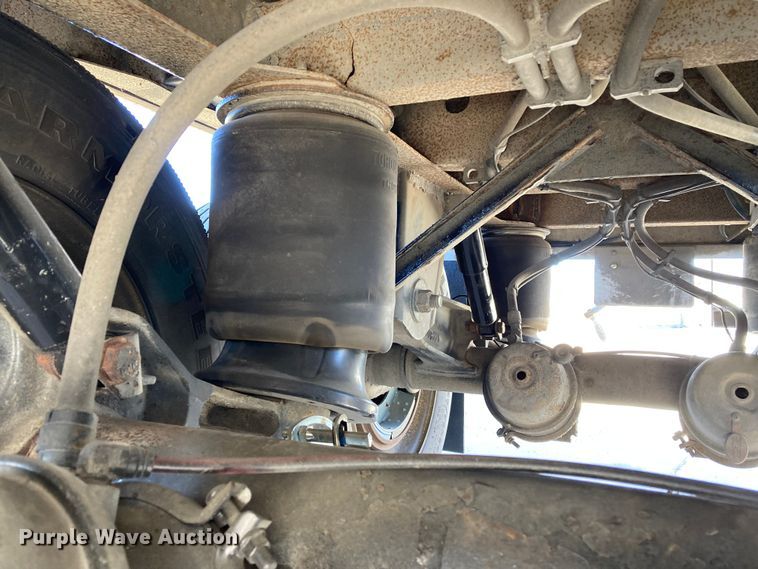 image for item HN9813 2009 Wilson DWH-501 PaceSetter  Ag Hopper grain trailer