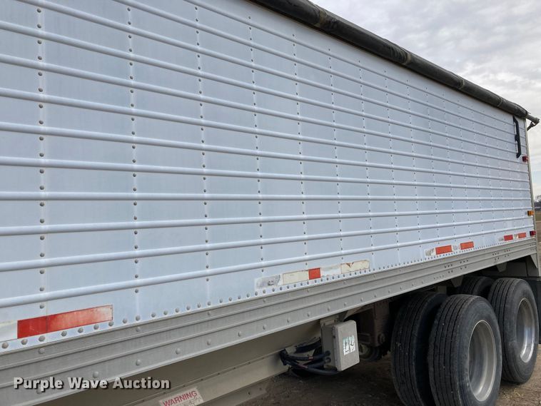 image for item HN9818 2000 Timpte Super Hopper  grain trailer