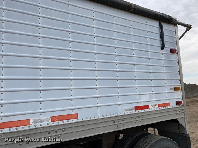 image for item HN9818 2000 Timpte Super Hopper  grain trailer