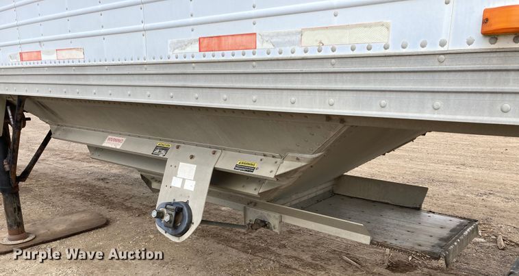 image for item HN9818 2000 Timpte Super Hopper  grain trailer