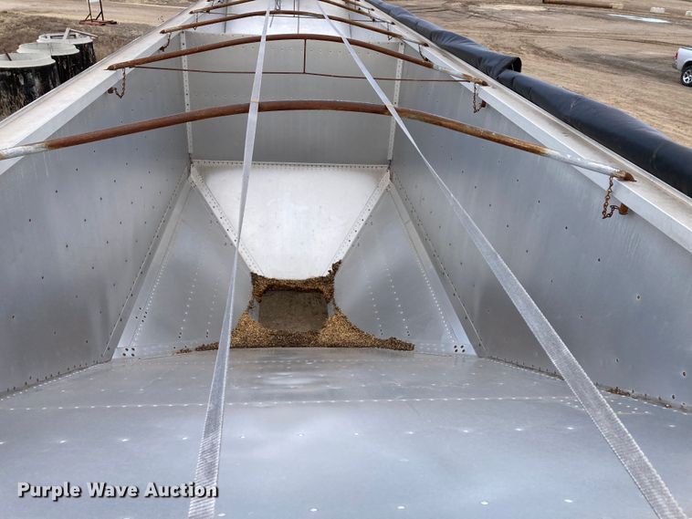 image for item HN9818 2000 Timpte Super Hopper  grain trailer