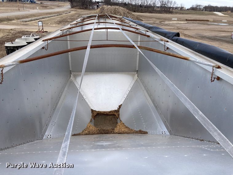 image for item HN9818 2000 Timpte Super Hopper  grain trailer