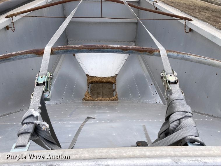 image for item HN9818 2000 Timpte Super Hopper  grain trailer