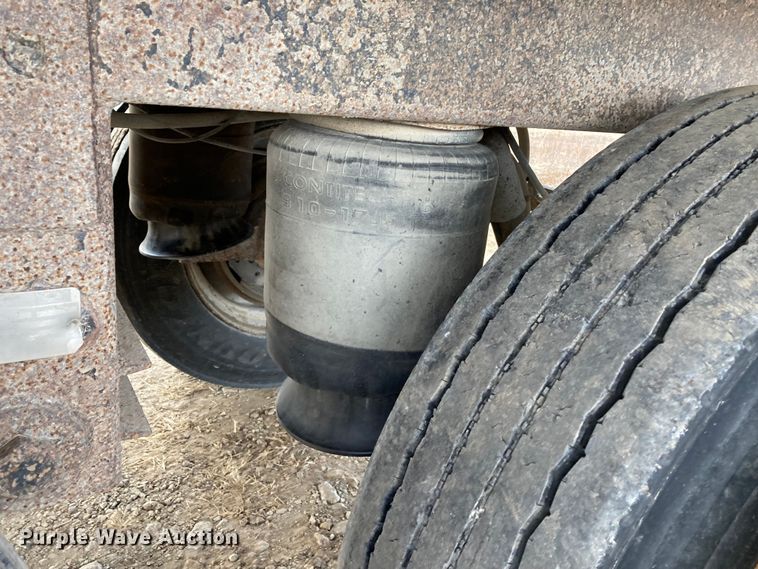 image for item HN9818 2000 Timpte Super Hopper  grain trailer