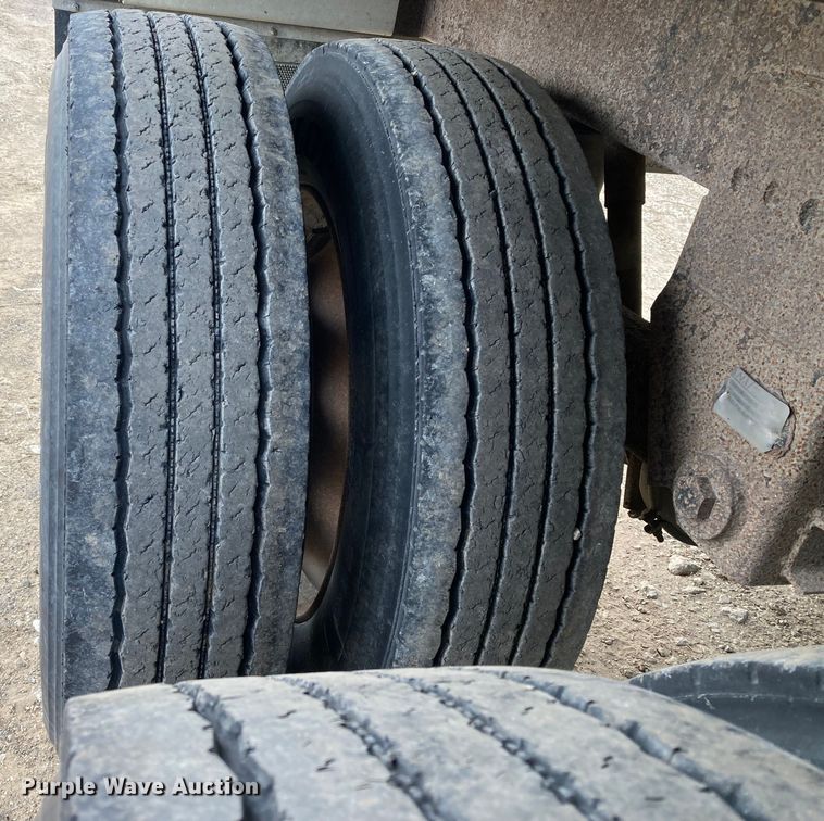 image for item HN9818 2000 Timpte Super Hopper  grain trailer