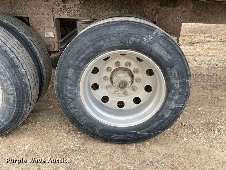 image for item HN9818 2000 Timpte Super Hopper  grain trailer