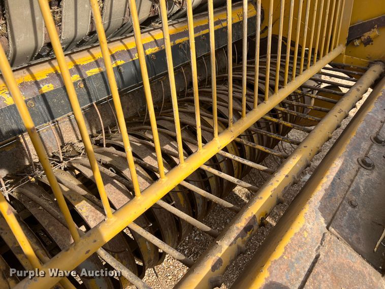 image for item JL9337 Vermeer 605F  round baler