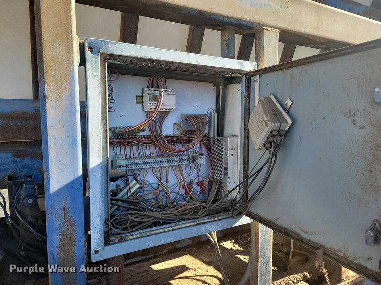 image for item KD9272 The Batch Box  feed mixer