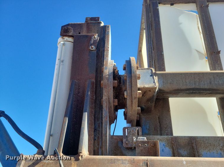 image for item KD9272 The Batch Box  feed mixer