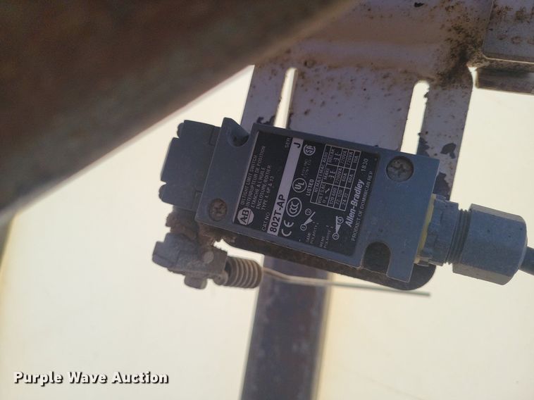 image for item KD9273 The Batch Box  feed mixer