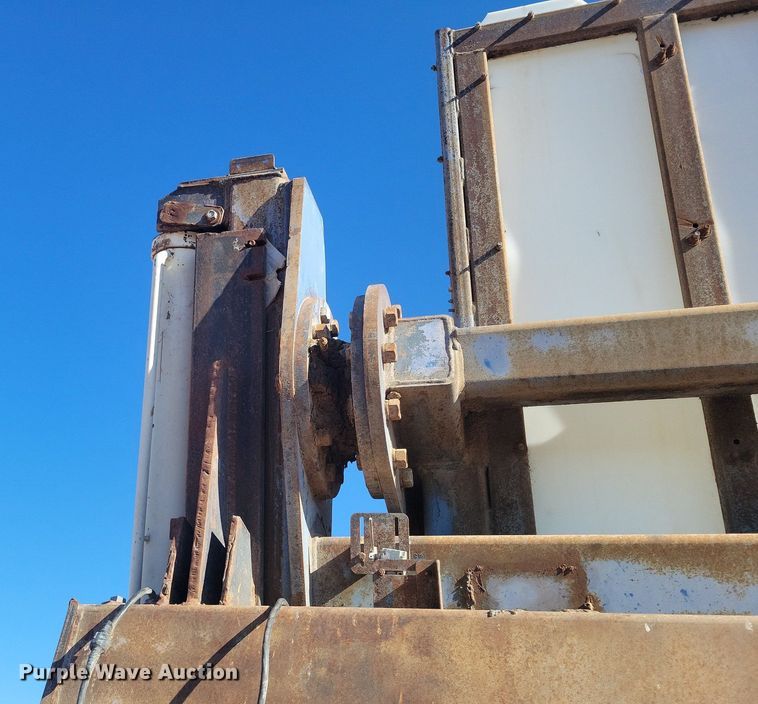 image for item KD9273 The Batch Box  feed mixer