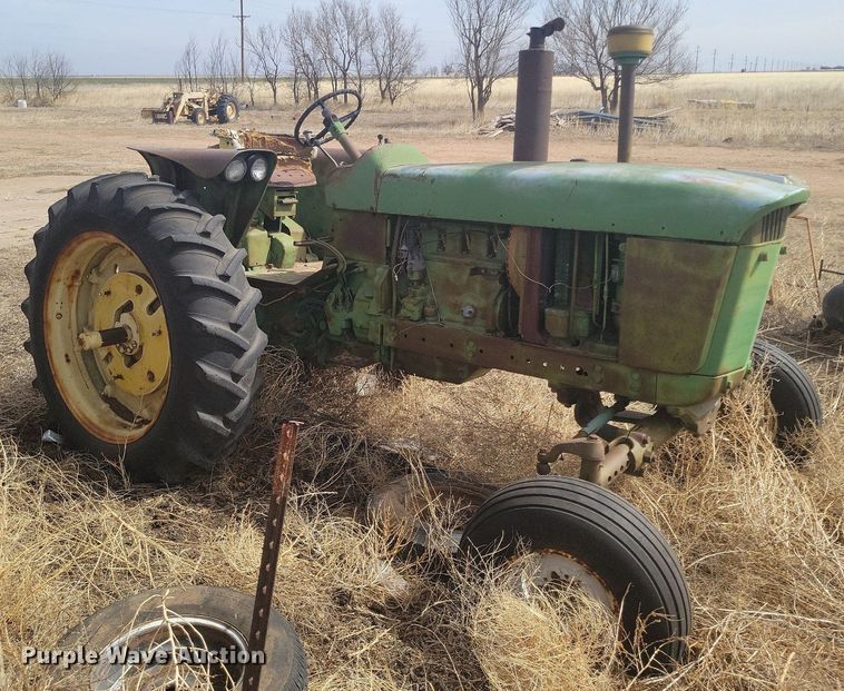 image for item KD9275 John Deere 3010  tractor