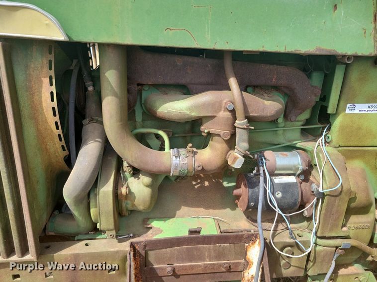 image for item KD9275 John Deere 3010  tractor