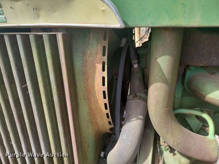 image for item KD9275 John Deere 3010  tractor