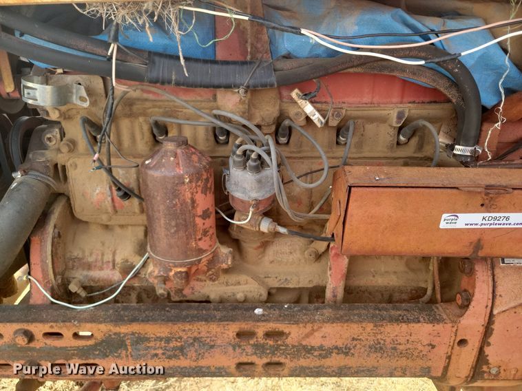 image for item KD9276 International Farmall 806  tractor