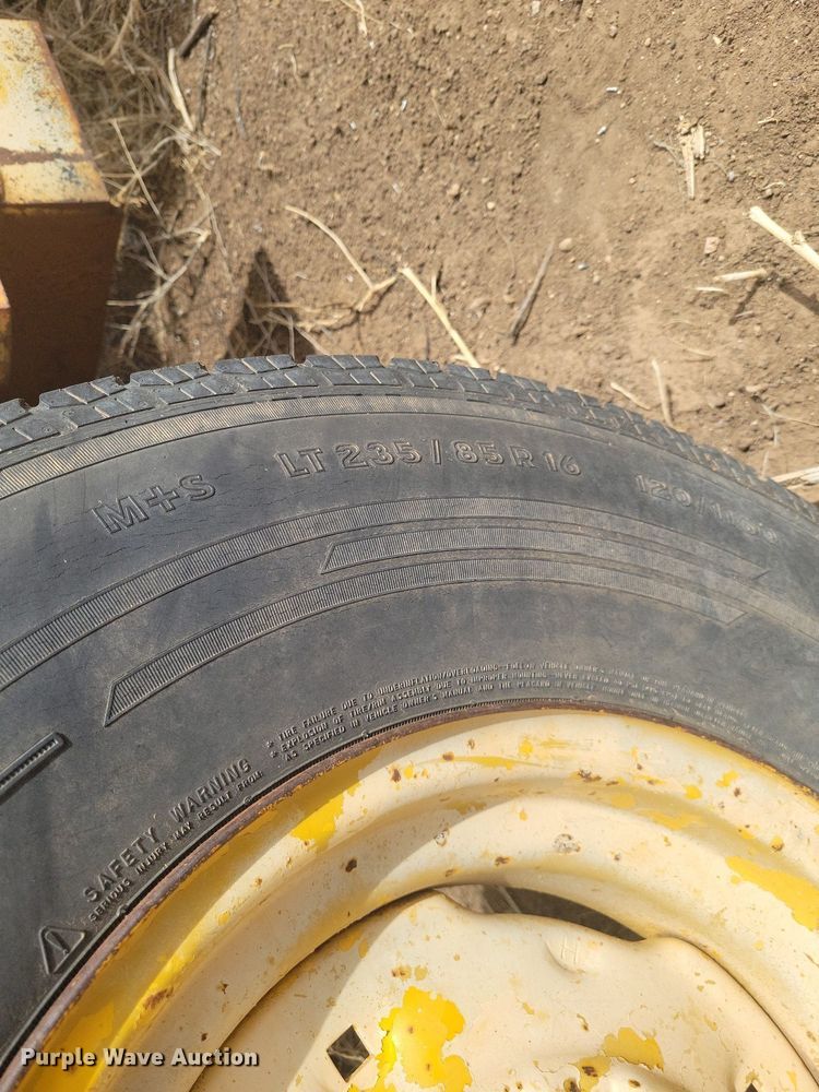 image for item KD9277 Massey Ferguson  tractor