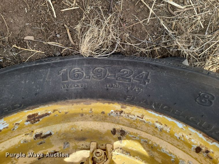 image for item KD9277 Massey Ferguson  tractor