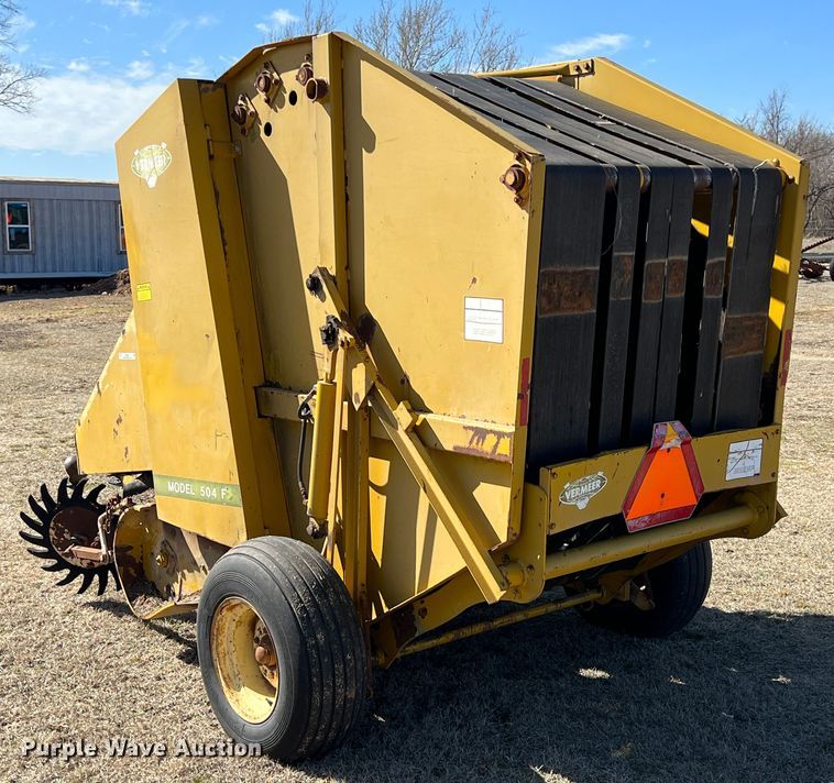 image for item KR9541 Vermeer 504F  round baler