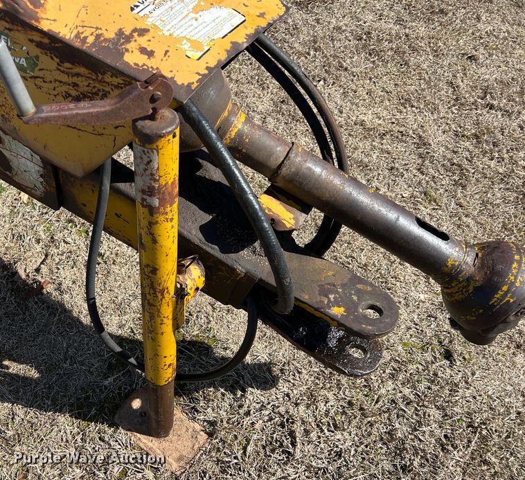 image for item KR9541 Vermeer 504F  round baler