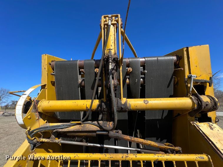 image for item KR9541 Vermeer 504F  round baler