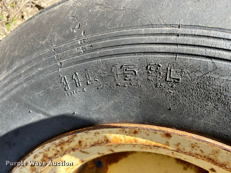 image for item KR9541 Vermeer 504F  round baler