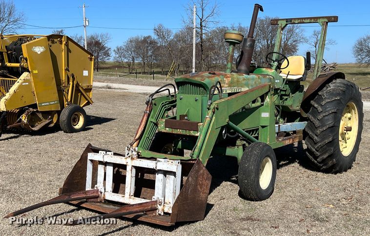 image for item KR9542 John Deere 4010  tractor