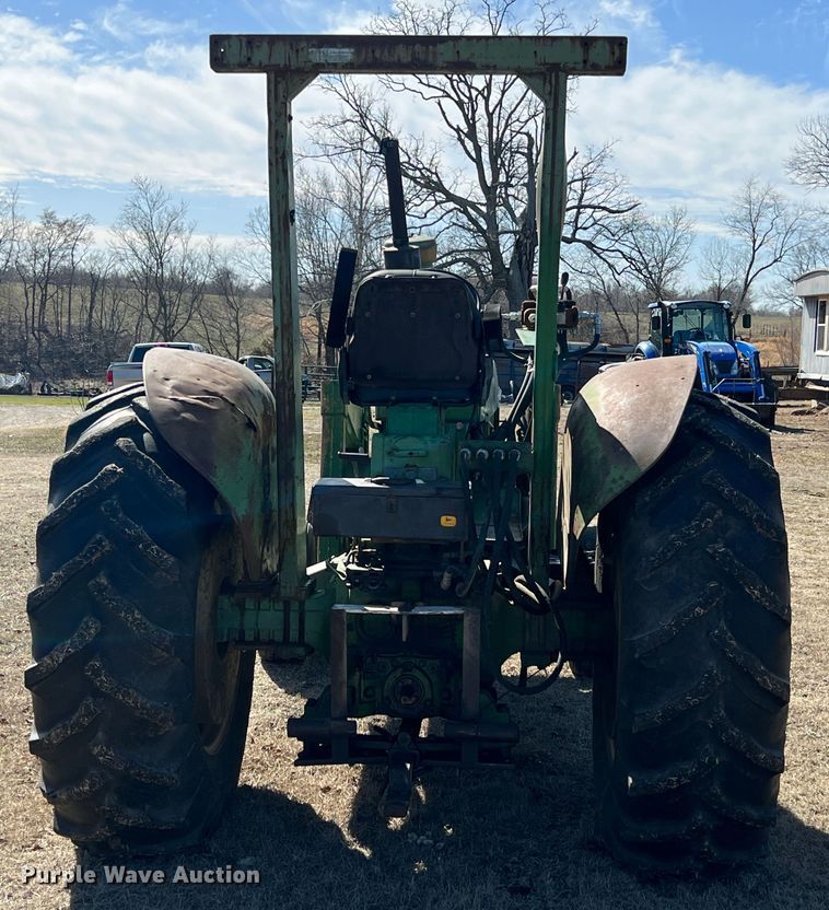 image for item KR9542 John Deere 4010  tractor