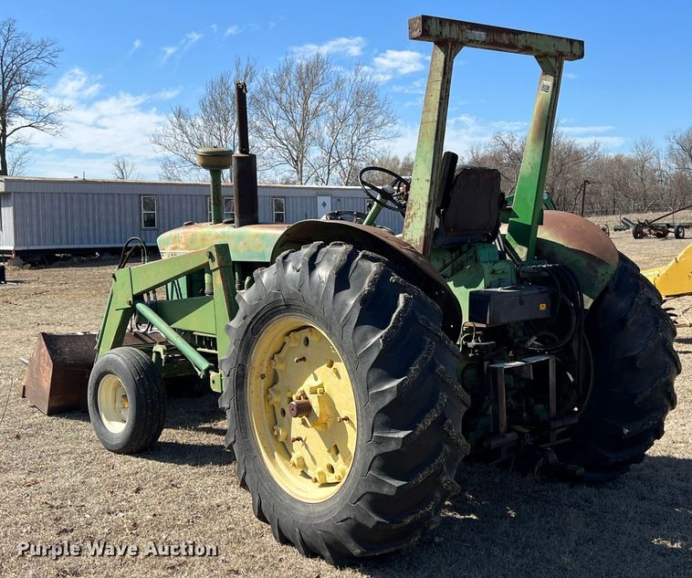 image for item KR9542 John Deere 4010  tractor