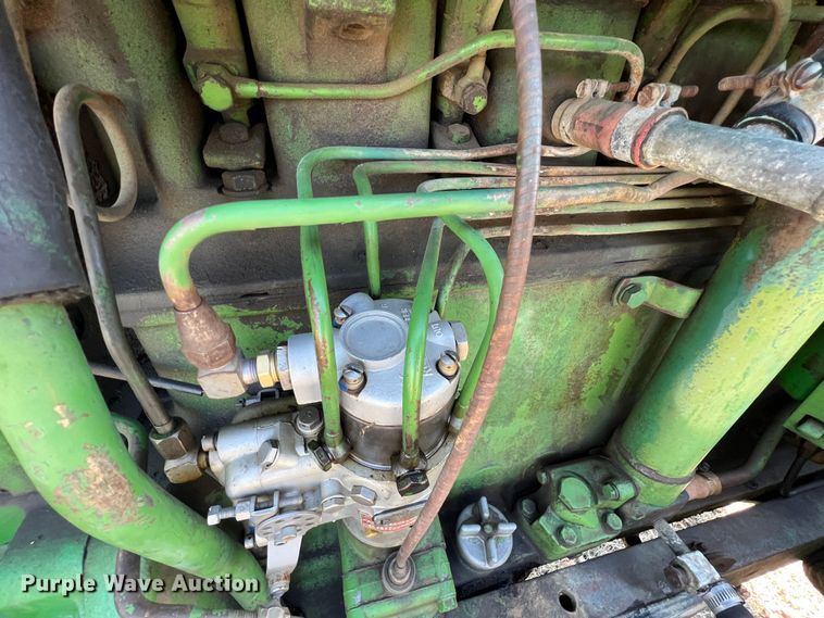 image for item KR9542 John Deere 4010  tractor