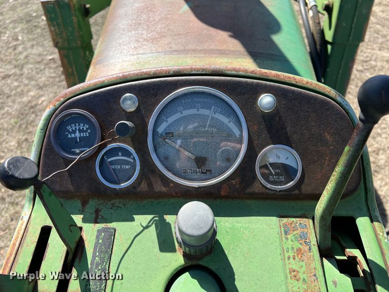 image for item KR9542 John Deere 4010  tractor
