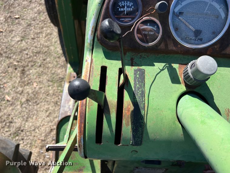 image for item KR9542 John Deere 4010  tractor