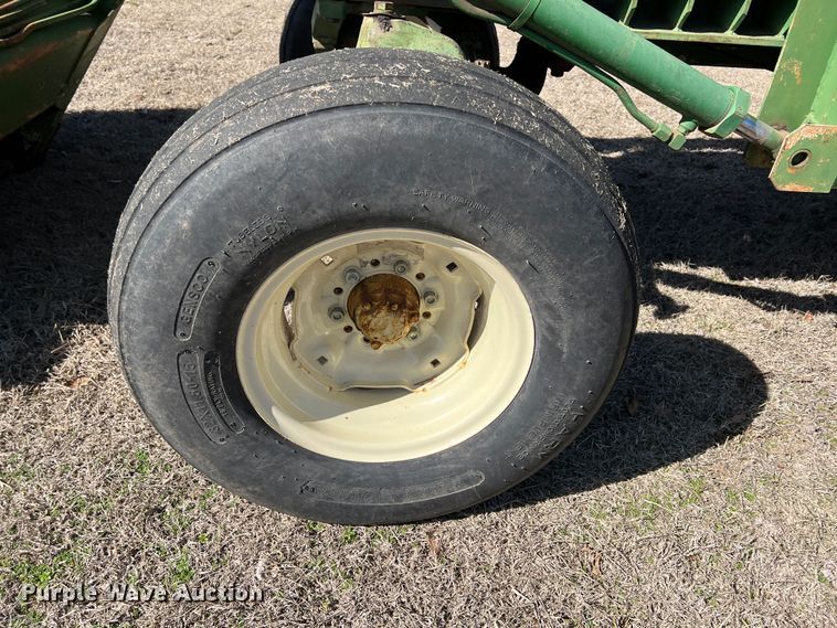 image for item KR9542 John Deere 4010  tractor