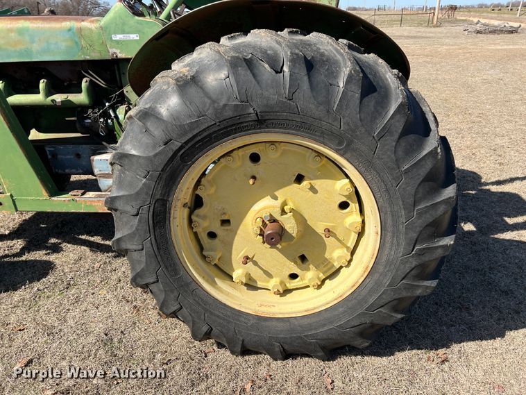 image for item KR9542 John Deere 4010  tractor