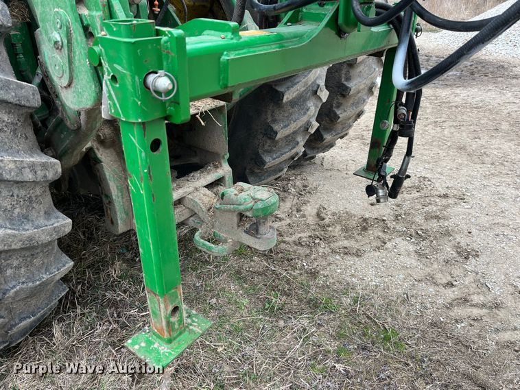 image for item LA9816 2009 John Deere 1790 planter