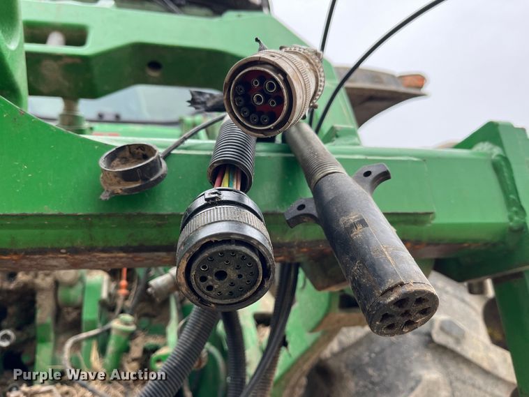 image for item LA9816 2009 John Deere 1790 planter