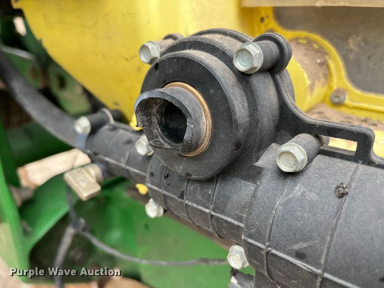 image for item LA9816 2009 John Deere 1790 planter